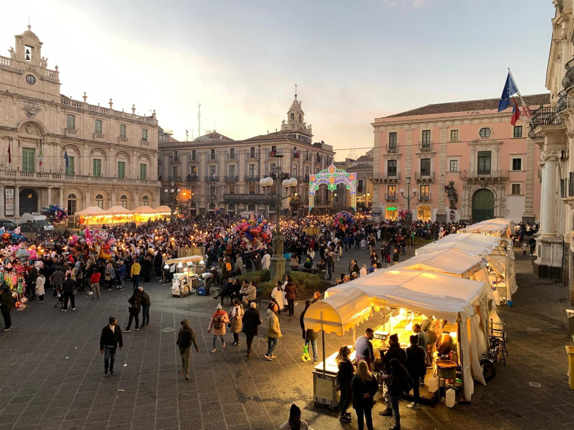 La Suite Di Piazza Dell'Universita Katania Zewnętrze zdjęcie
